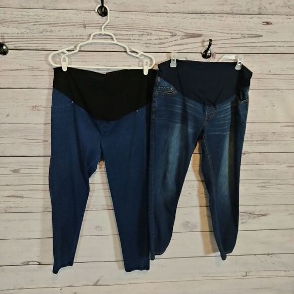 "Time & Tru" woman's maternity jeans 👖 - Picture 2 of 7